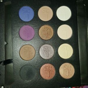 IT cosmetics eyeshadow